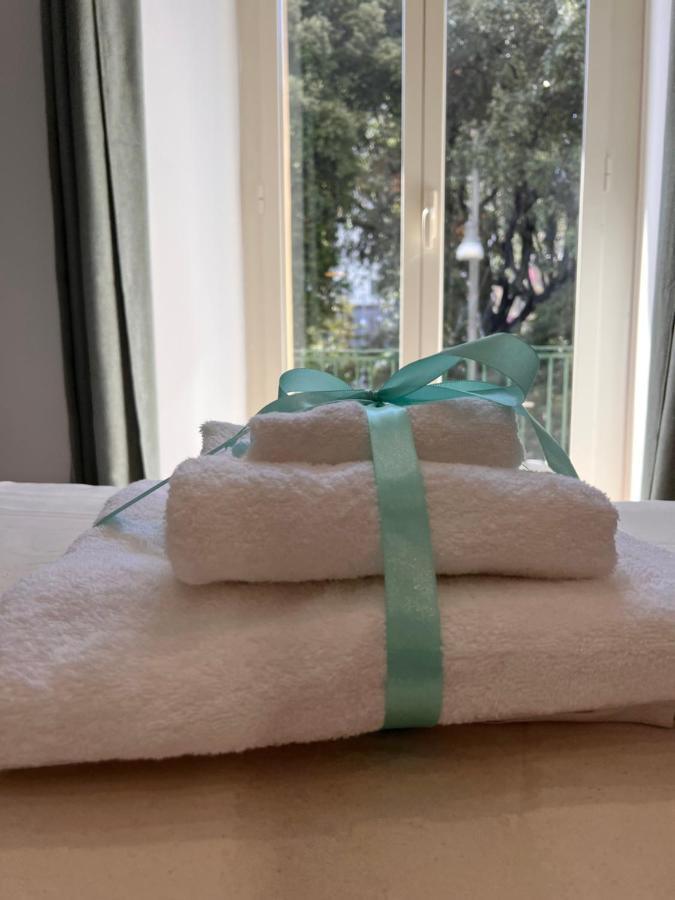 מלון Relais Cavour Napoli מראה חיצוני תמונה