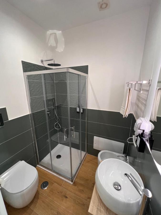 מלון Relais Cavour Napoli מראה חיצוני תמונה